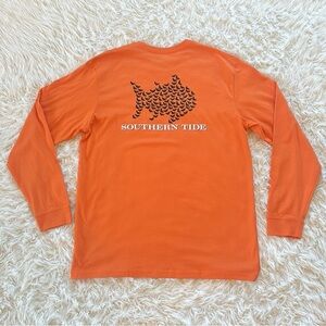 Southern Tide Orange Halloween Bats Fish Logo Long Sleeve T-shirt Medium HTF